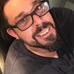 Meet your Posher, Scott